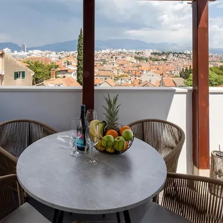 Aurelius - Panoramic Views - Center - Marjan Park - Quiet Apartment *